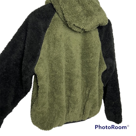 NWT Plush x Revolve Olive & Black Sherpa Zip Up Jacket with Hood - Picture 6 of 12